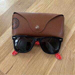 Ray-Ban Wayfarer sunglasses